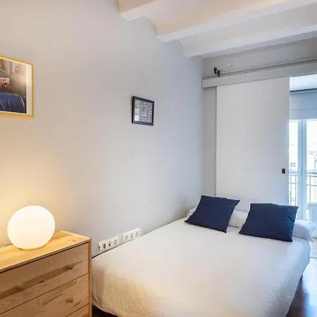 Fall In With Bcn In The Location Apartment *