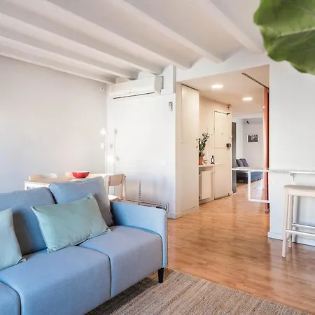 Fall In With Bcn In The Location Apartment *