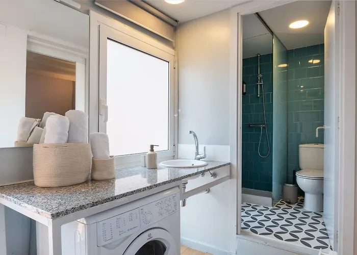 Fall In With Bcn In The Location * Barselona